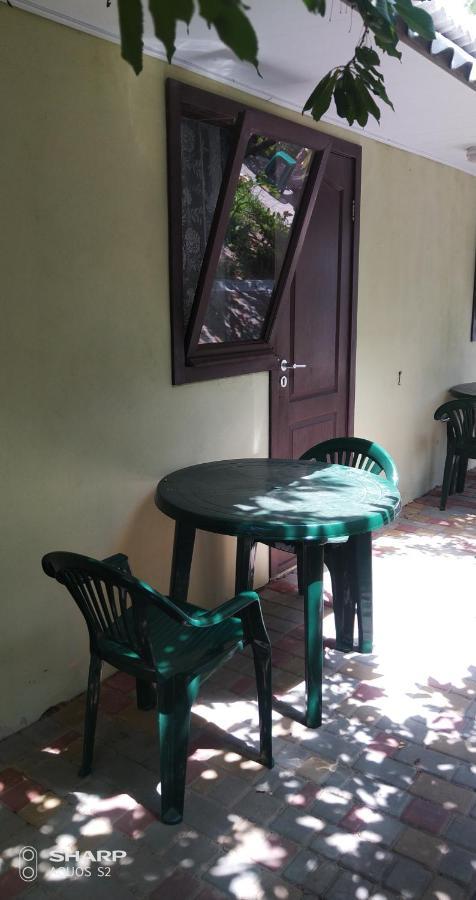 Small Guest House 拉祖尔涅 外观 照片