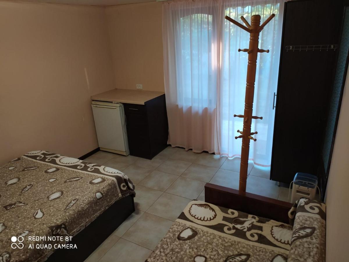 Small Guest House 拉祖尔涅 外观 照片
