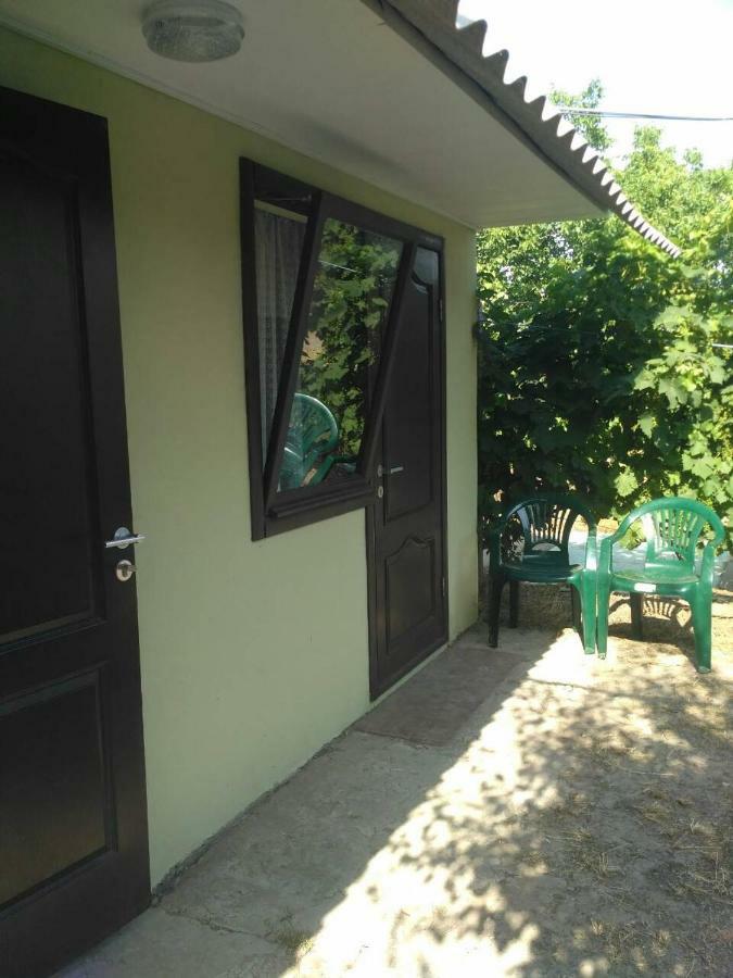 Small Guest House 拉祖尔涅 外观 照片